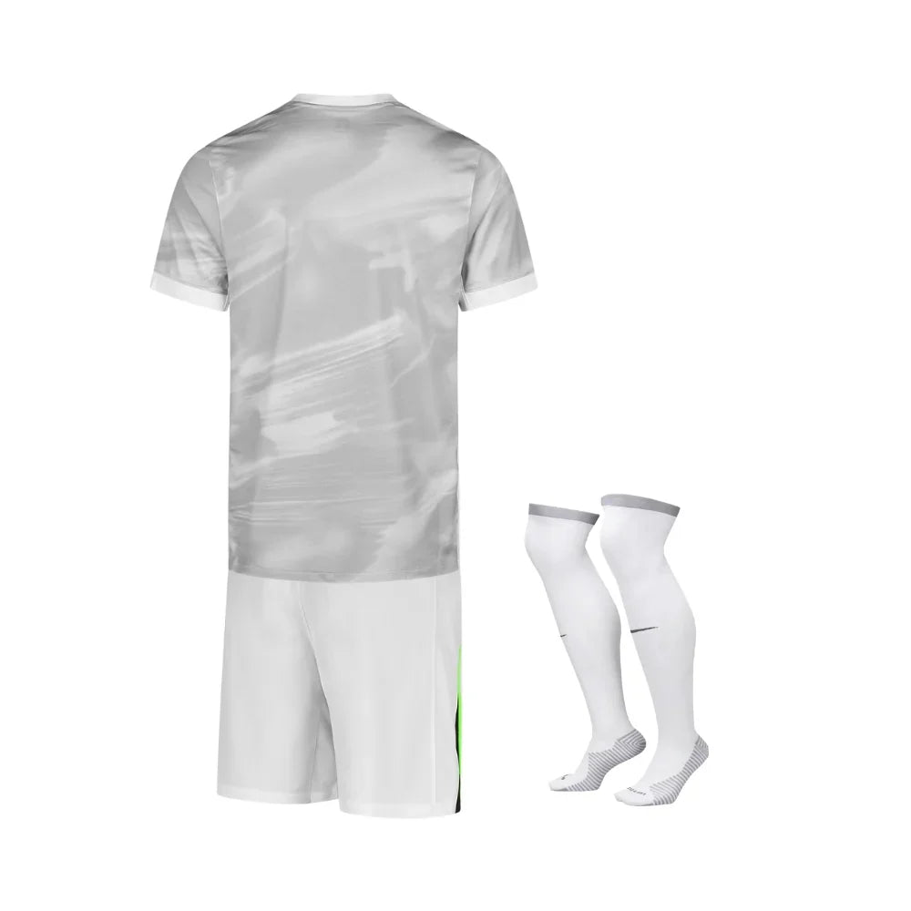 Kit Infantil Wolfsburg II 25/26