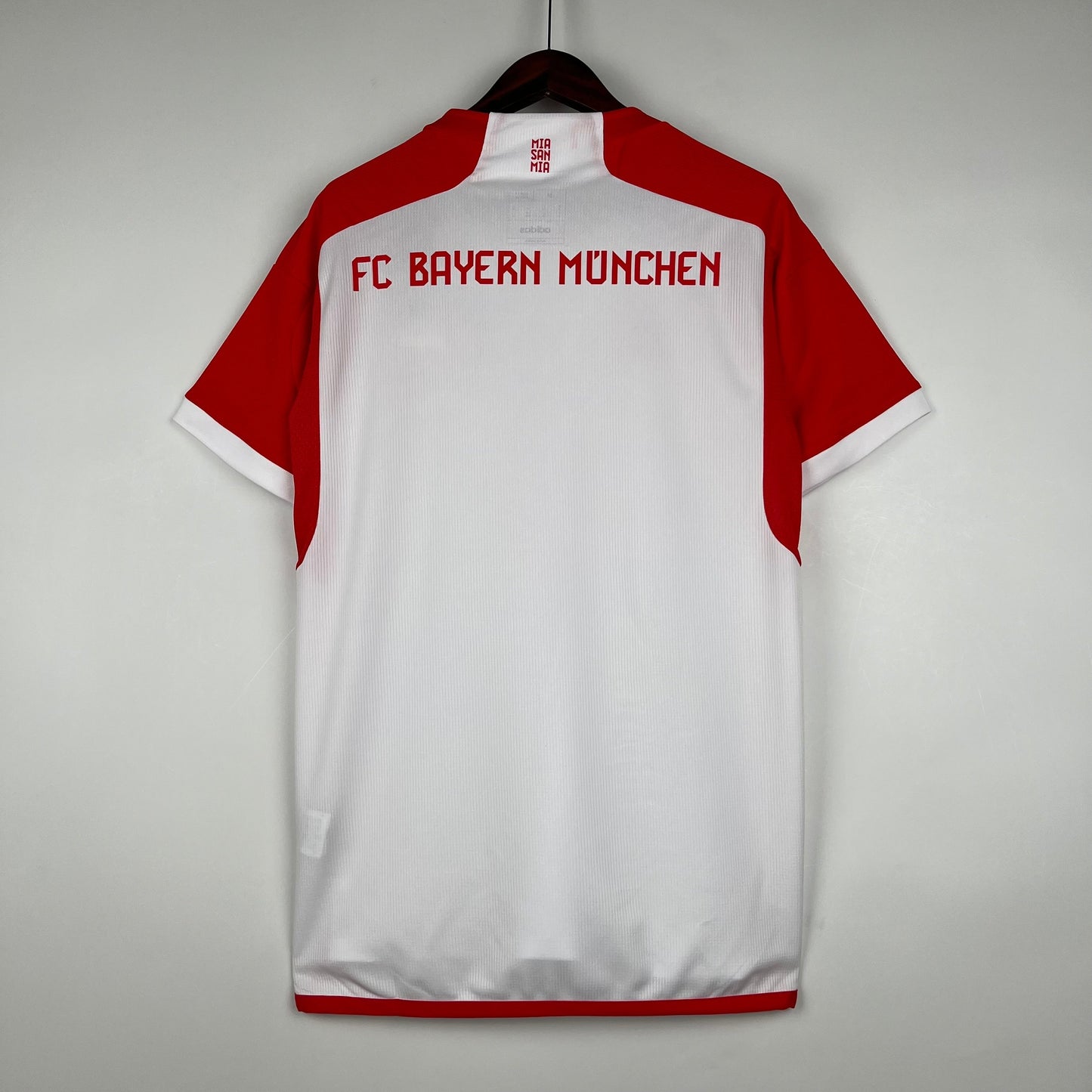Camisola Bayern de Munique I 23/24 - Vermelho